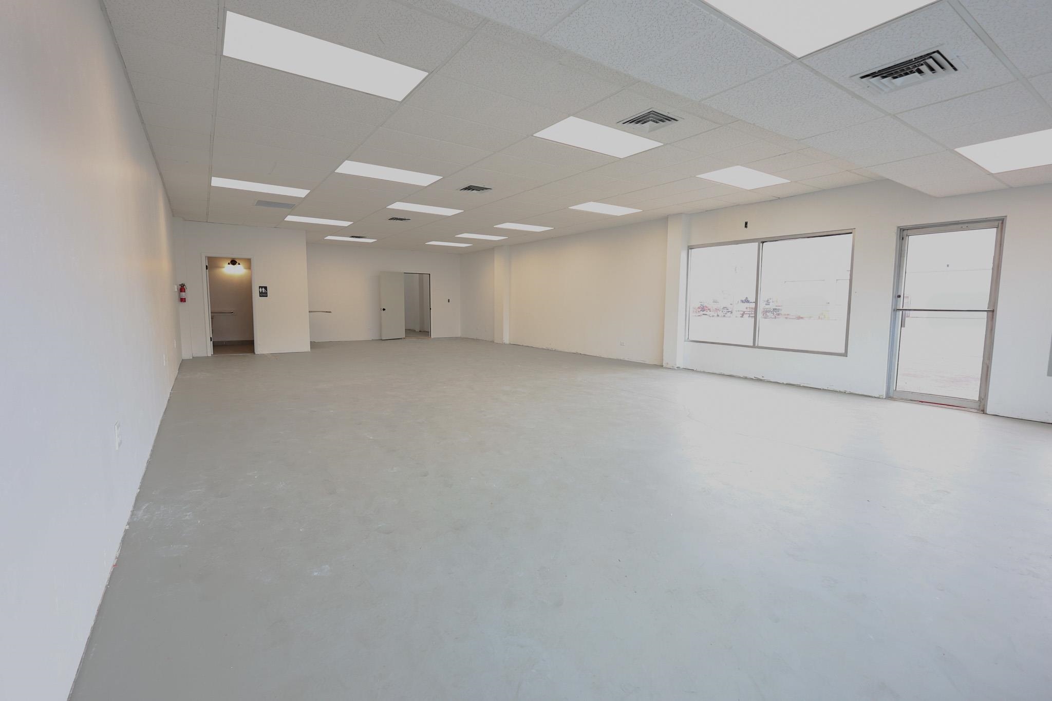 2923 North Avenue Unit: 8B