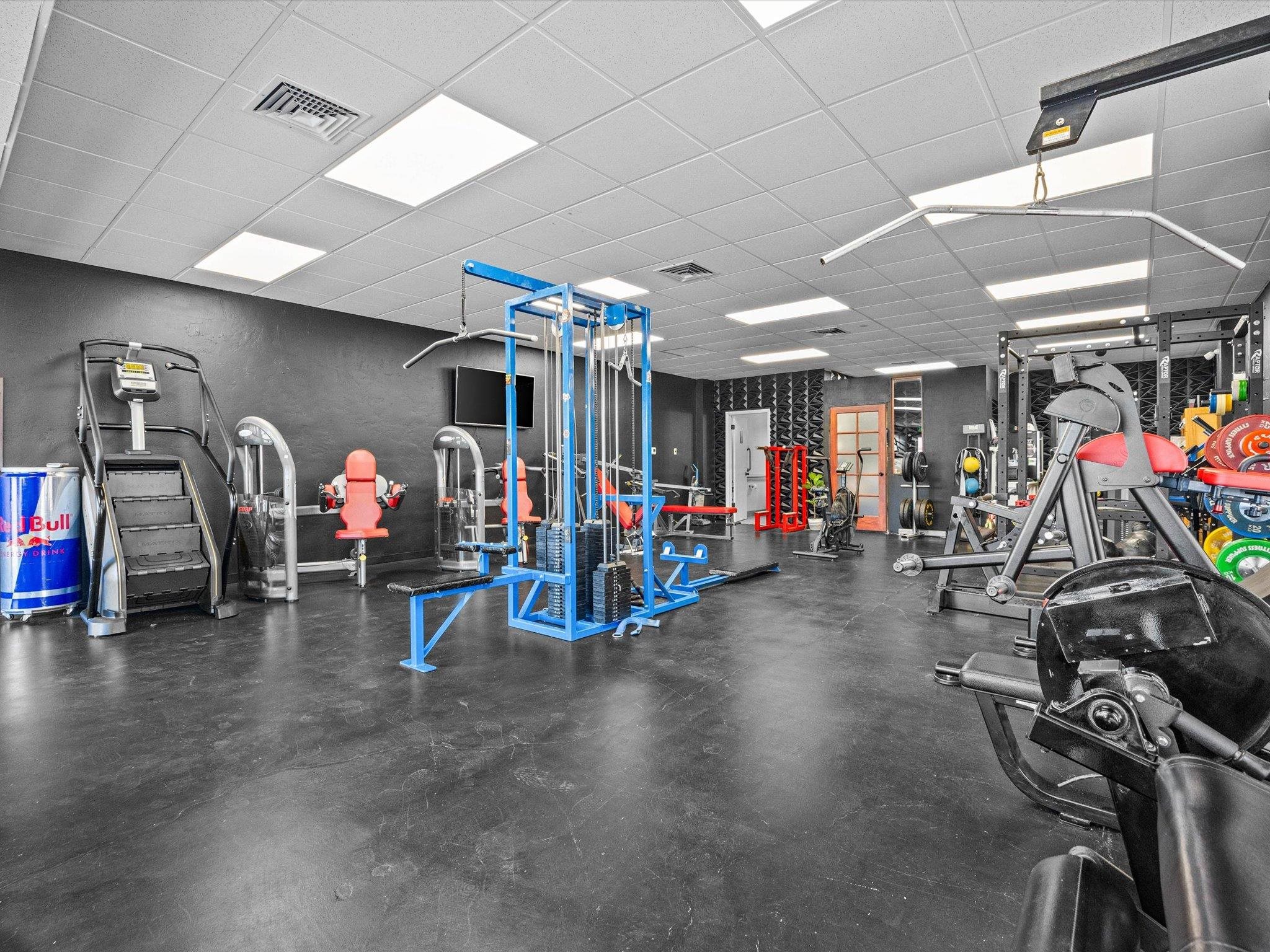 2923 North Avenue Unit: 8B