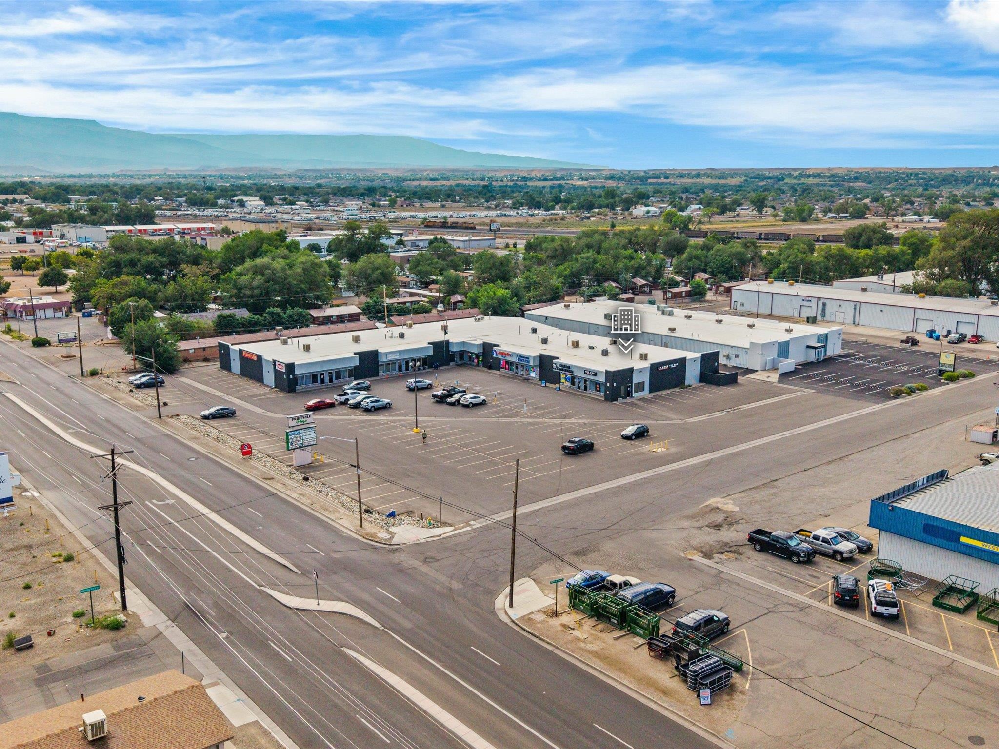 2923 North Avenue Unit: 8B