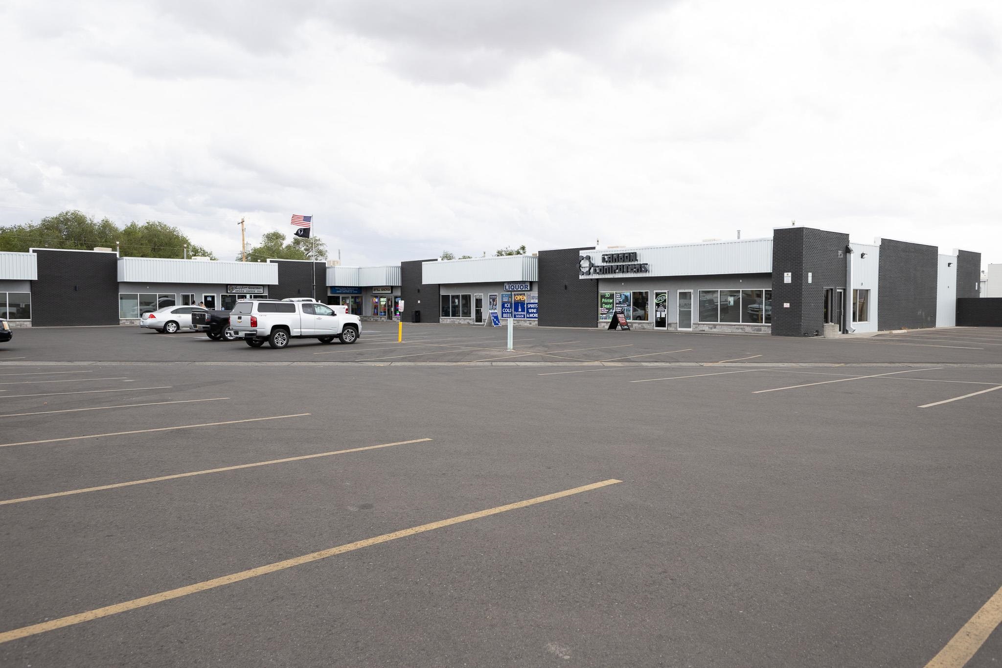 2923 North Avenue Unit: 8B