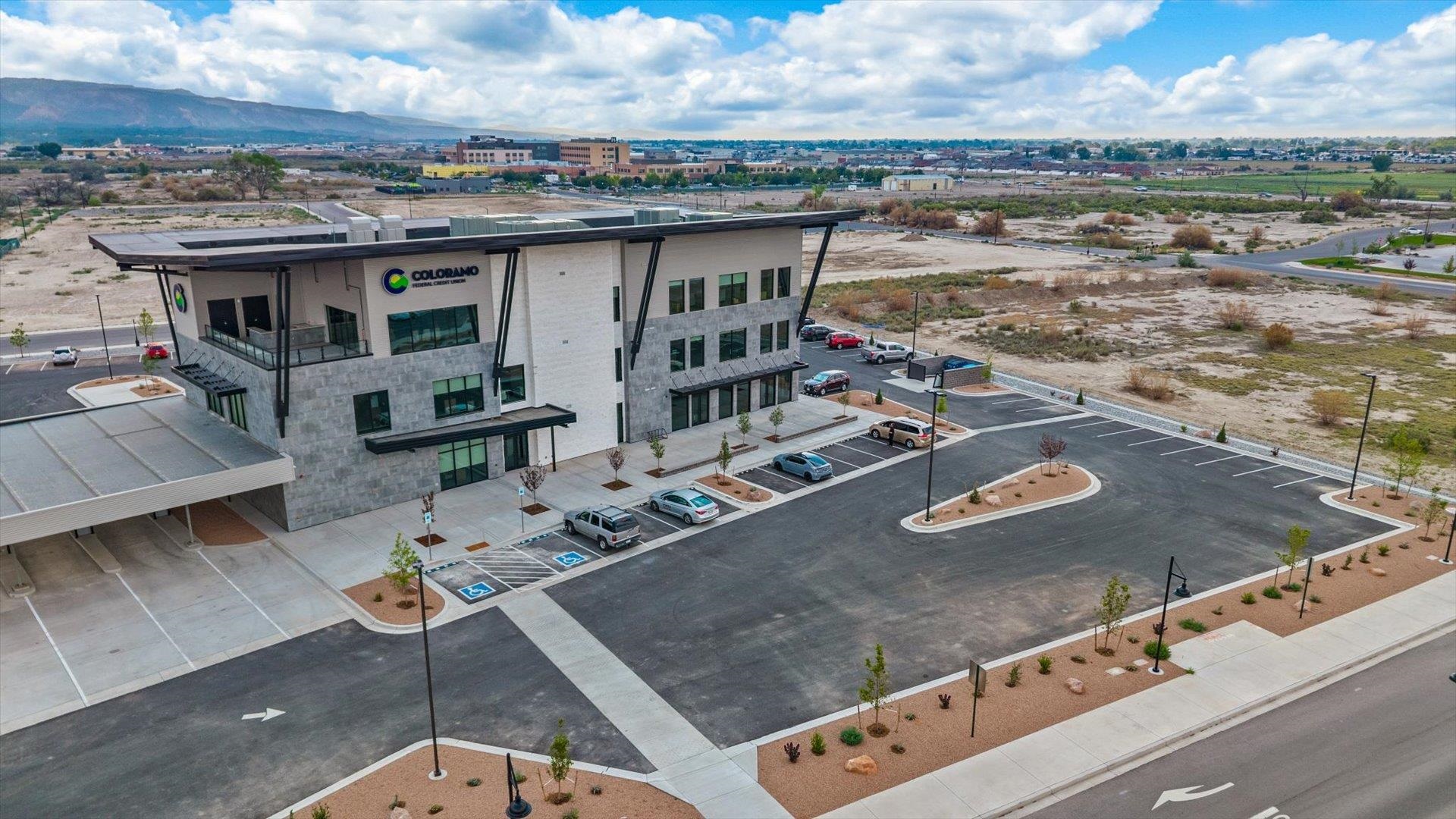 2392 Langridge Drive Unit: Suite B