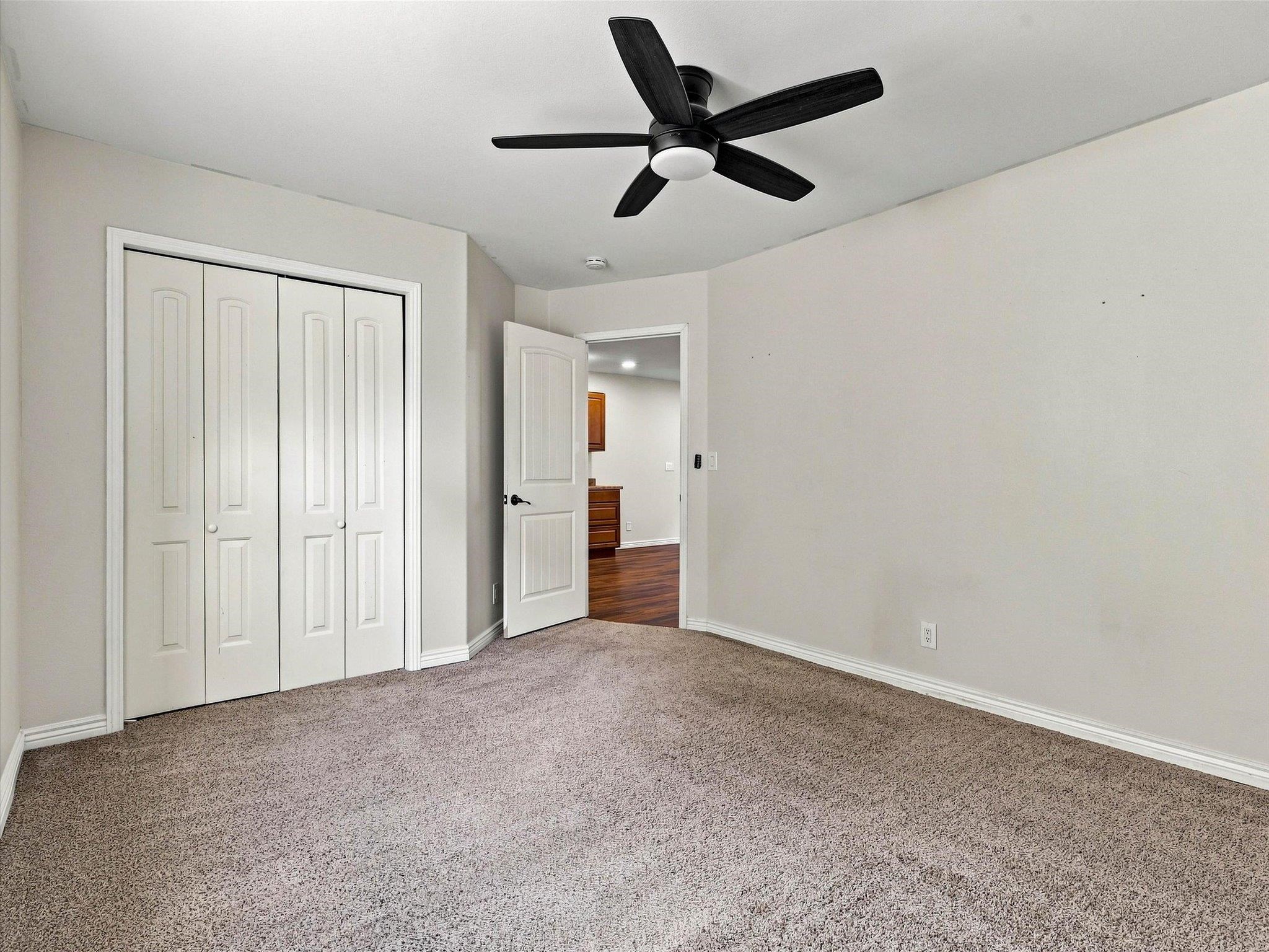 405 1/2 Rockwood Lane