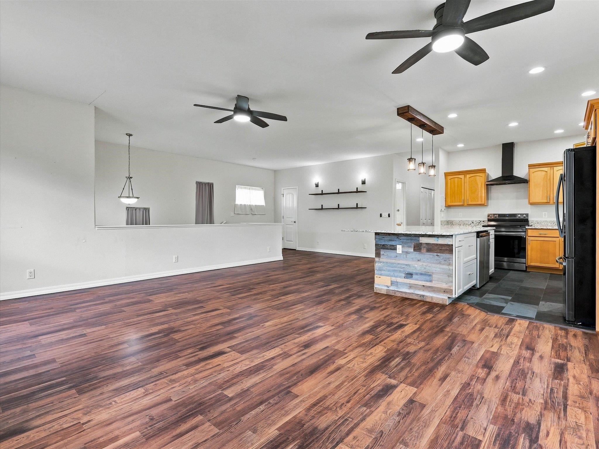 405 1/2 Rockwood Lane