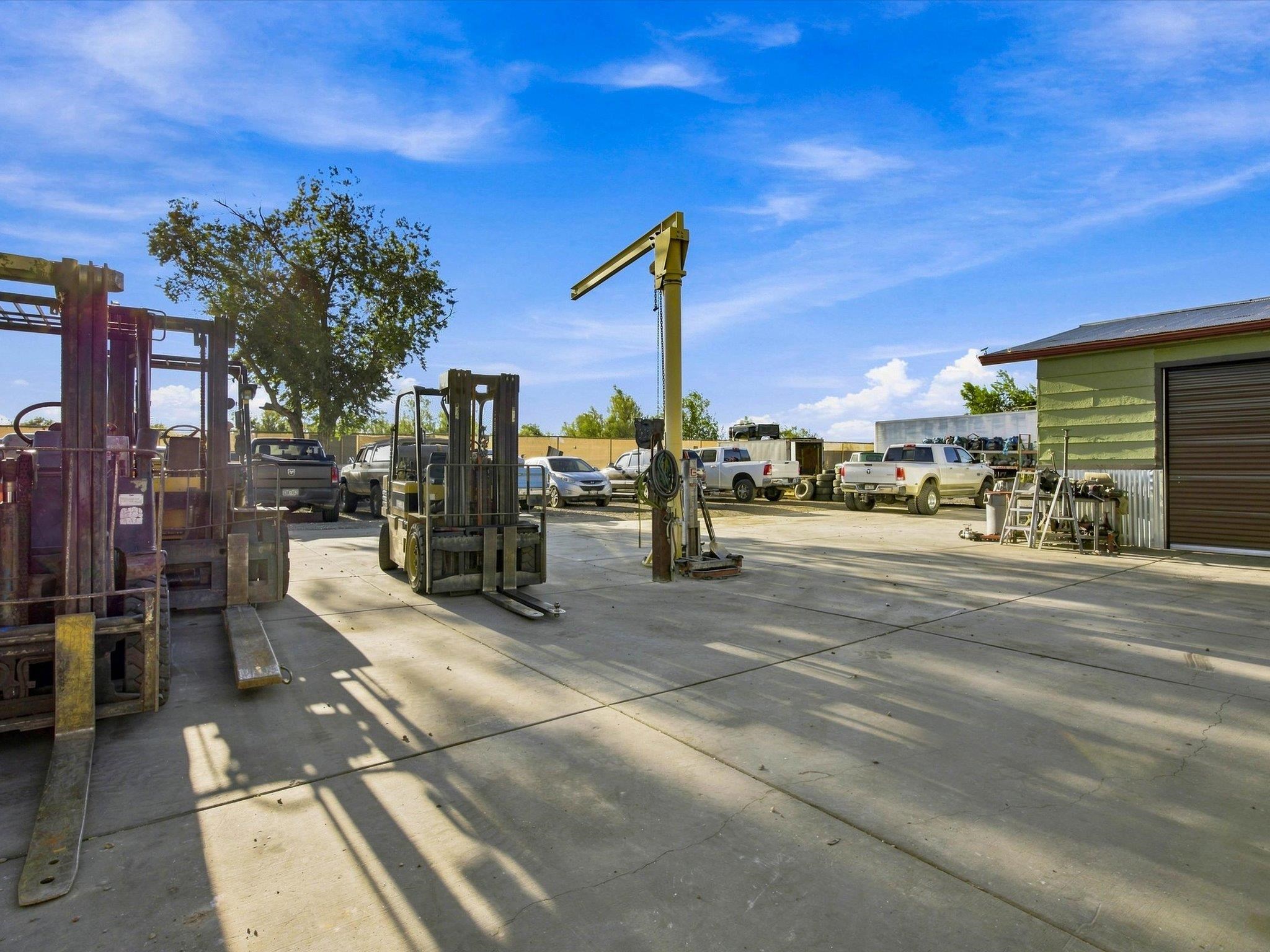 378 28 Road Unit: 2802 C 3/4 Rd, 2806 C 3/4