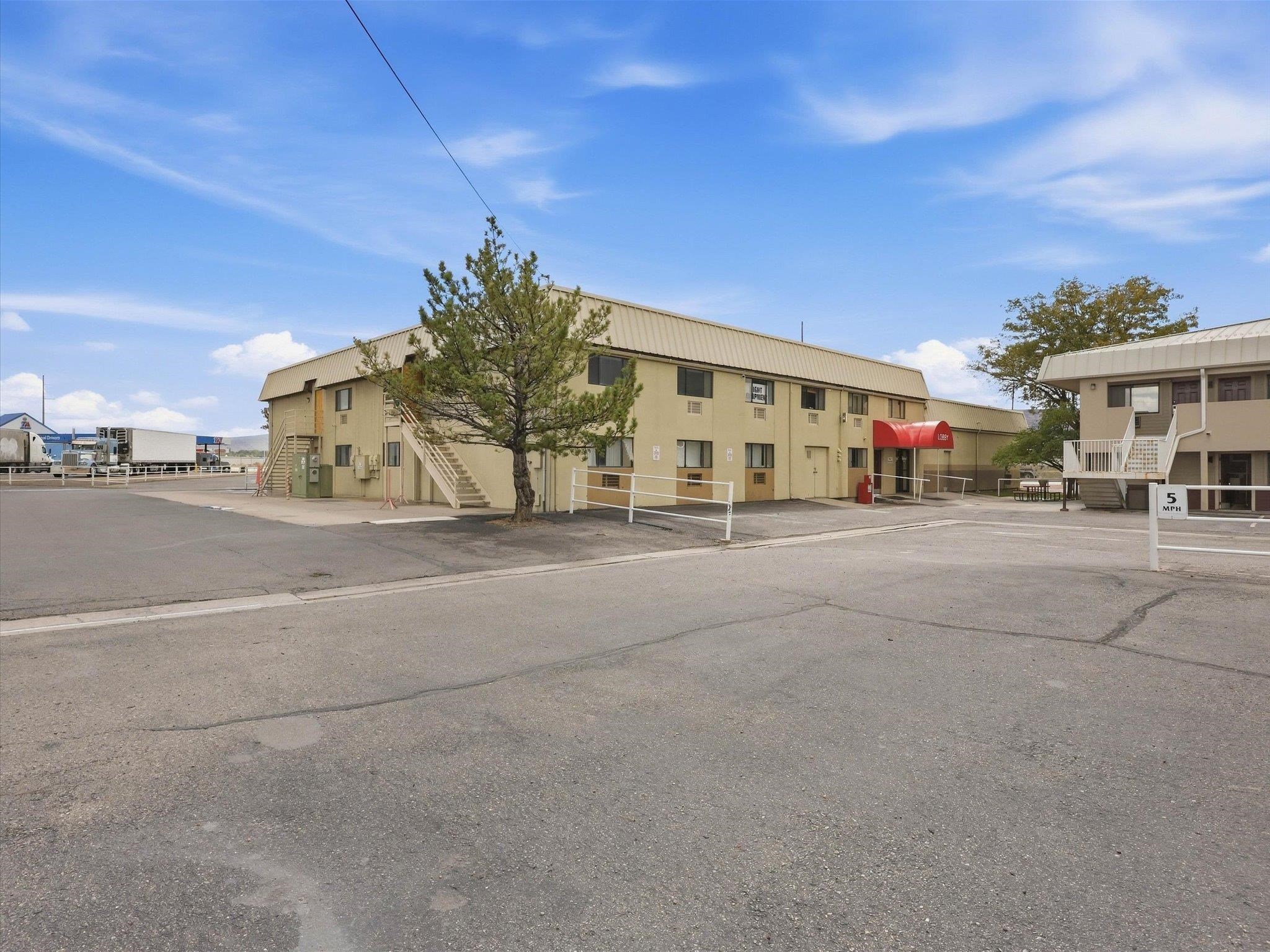 2210 Highway 6&50