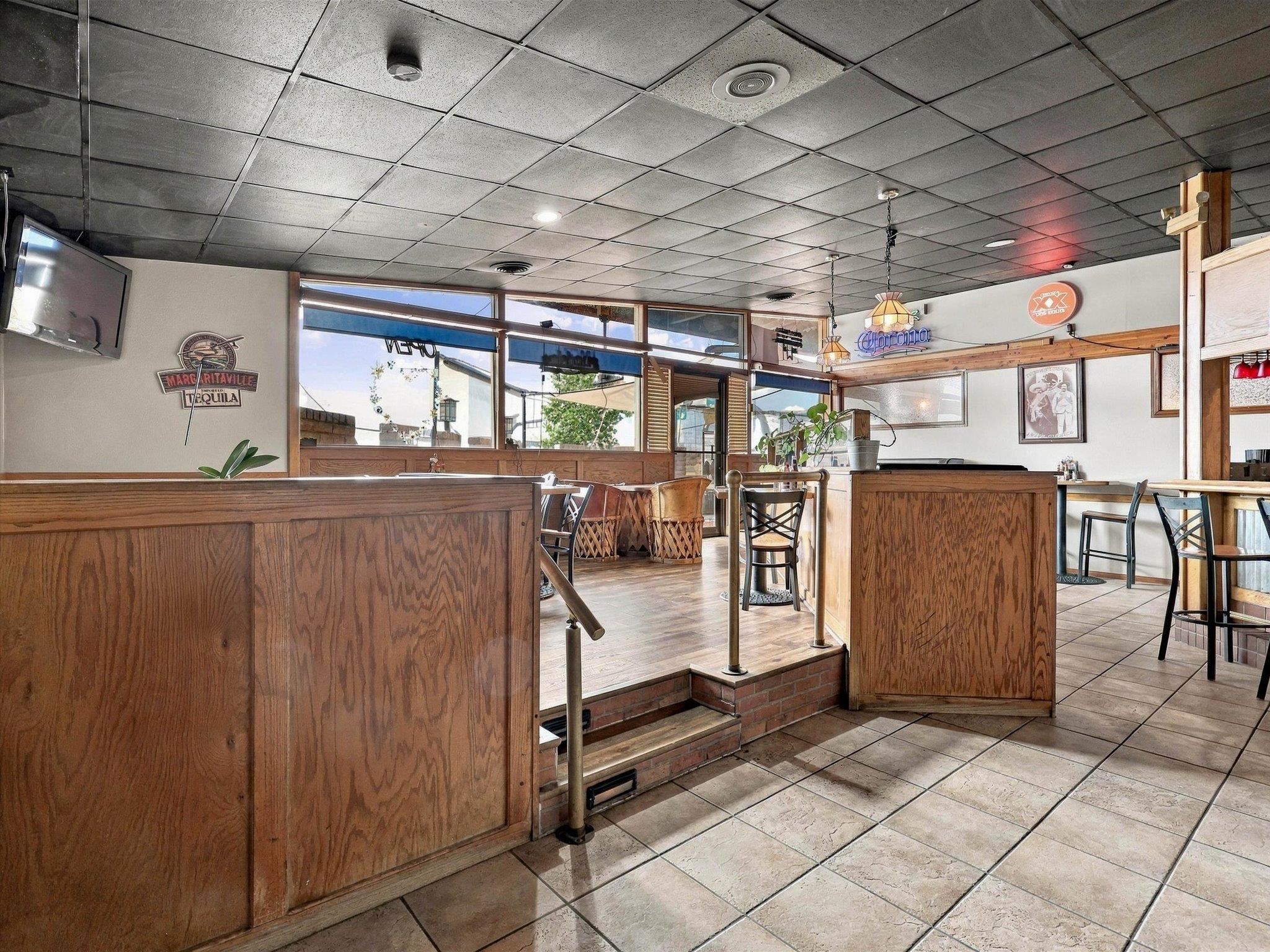2210 Highway 6&50