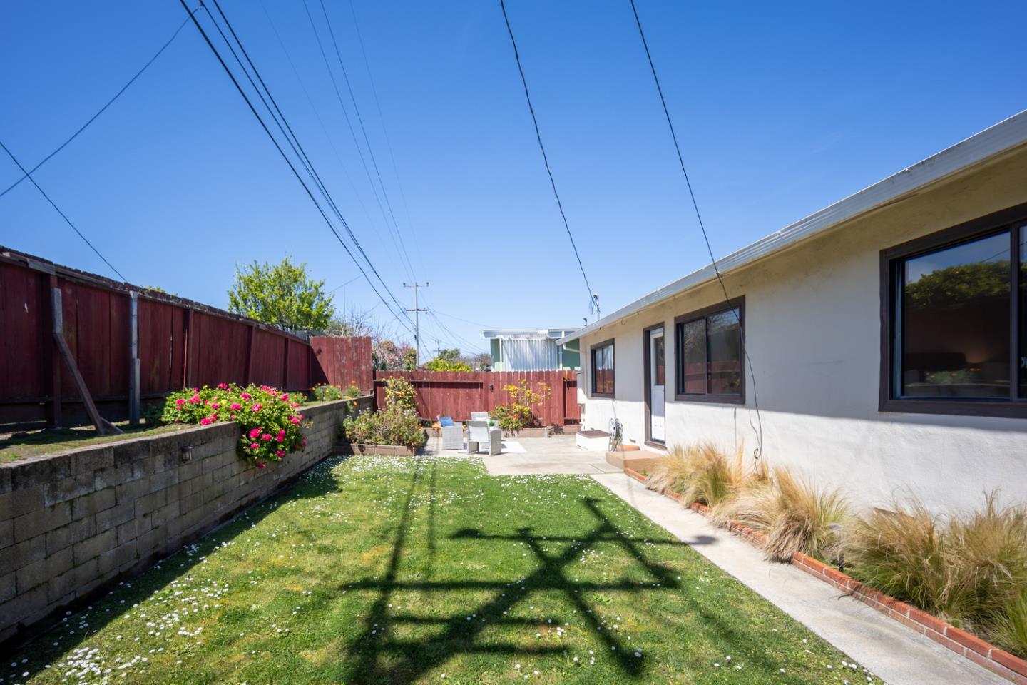 557 Joaquin DR