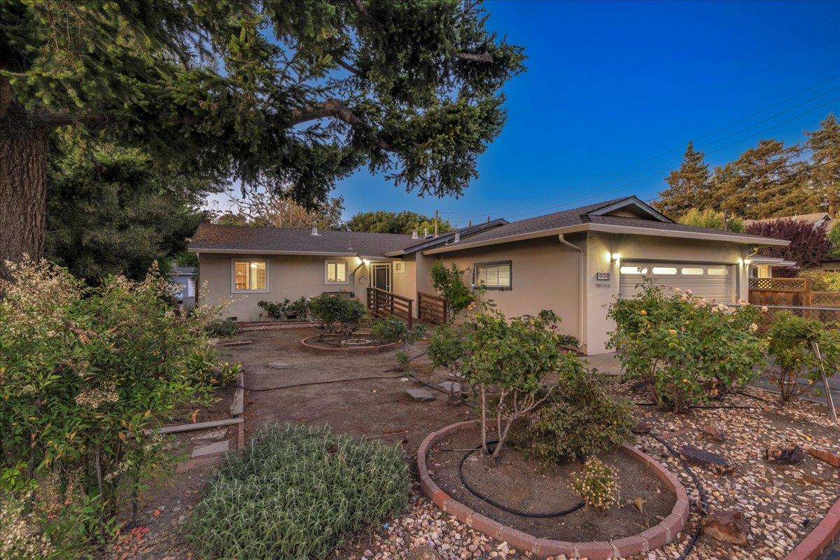 337 Roble Avenue
