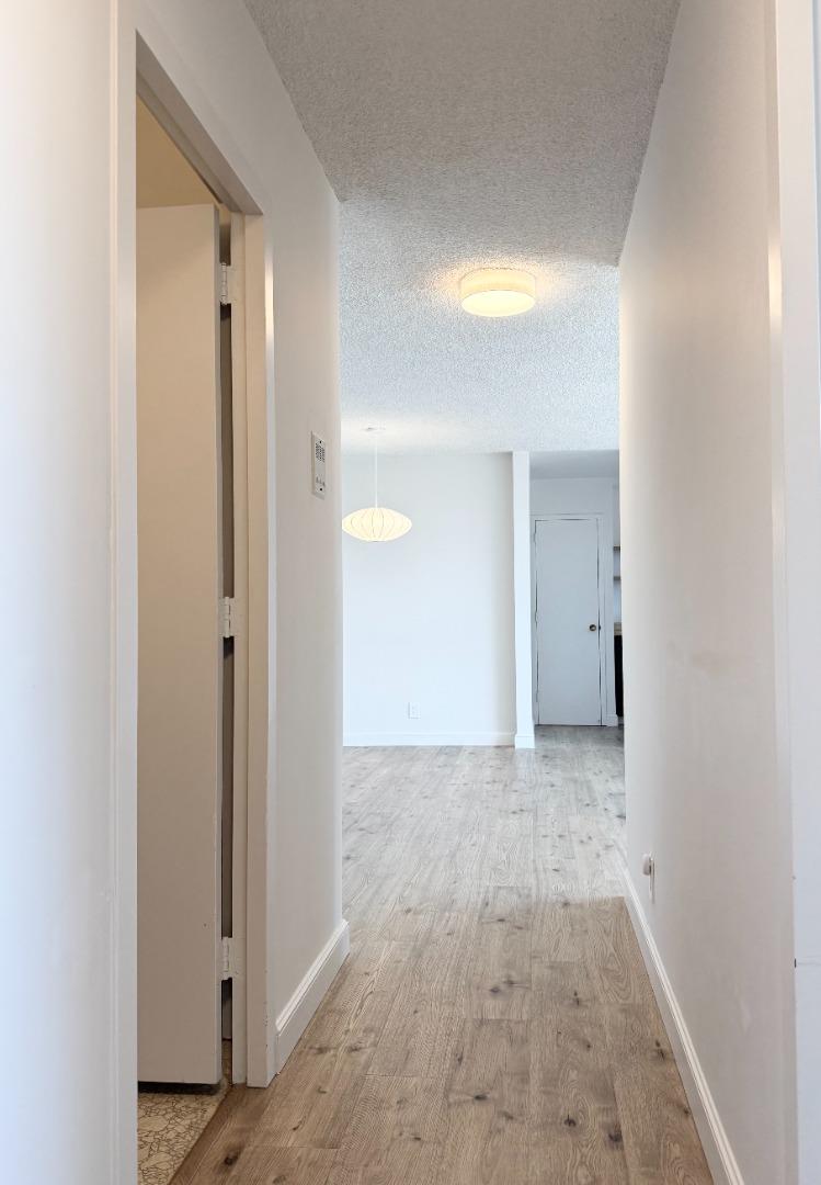 946 Stockton Street 18C