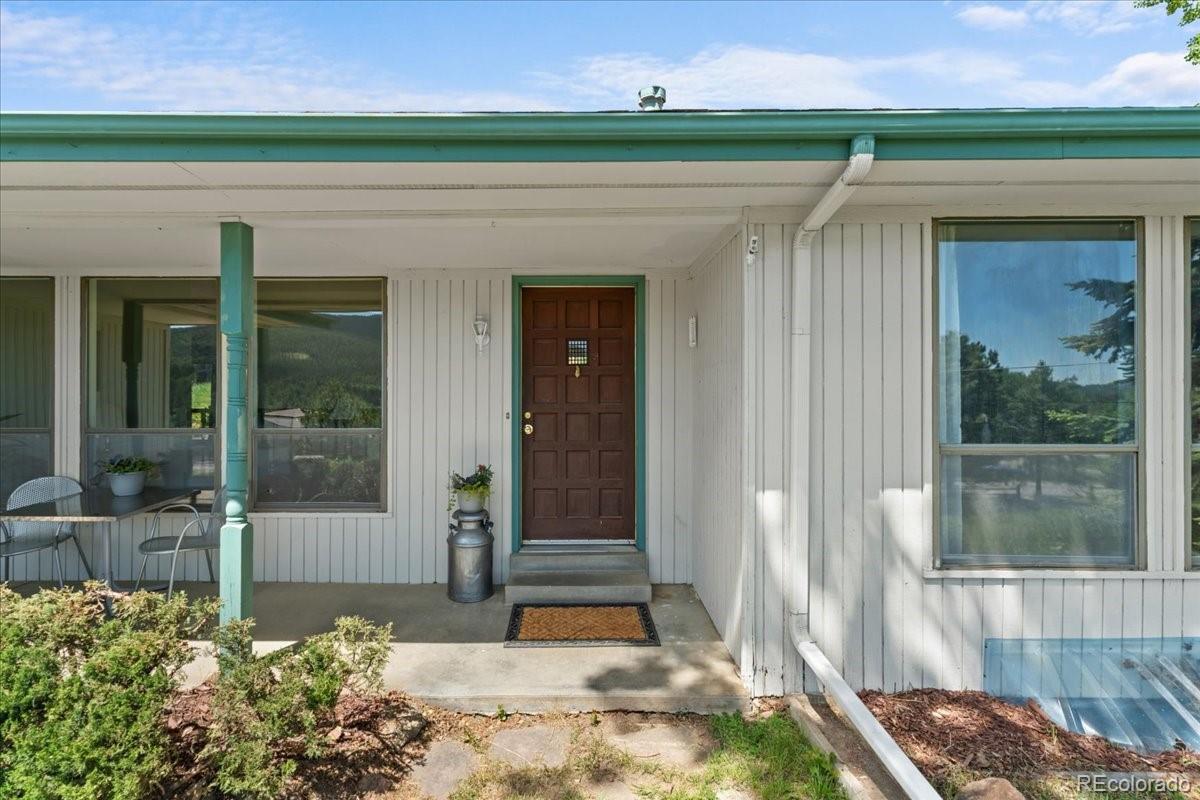 8427 S Custer Lane