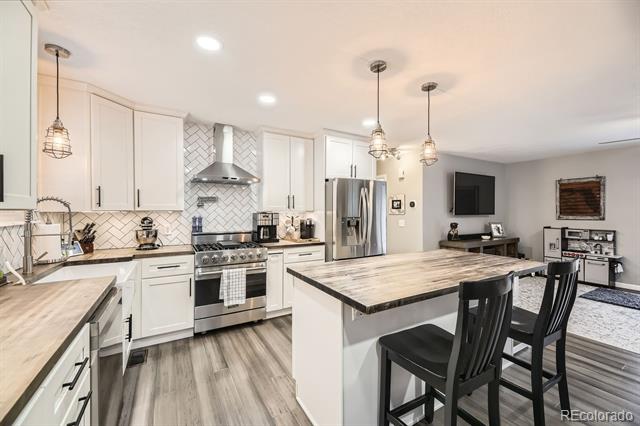 26788 Richmond Hill Road