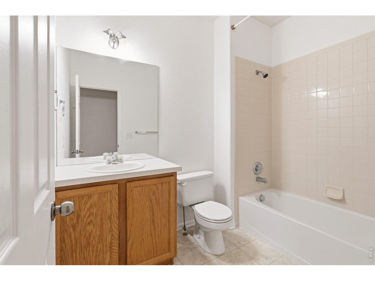 5108 Country Squire Way