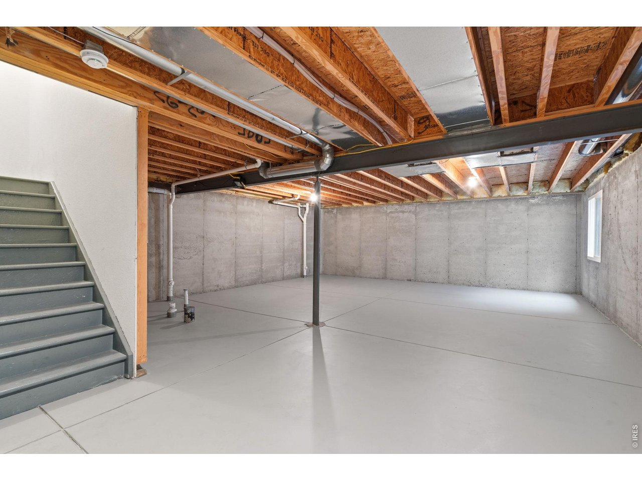 5108 Country Squire Way