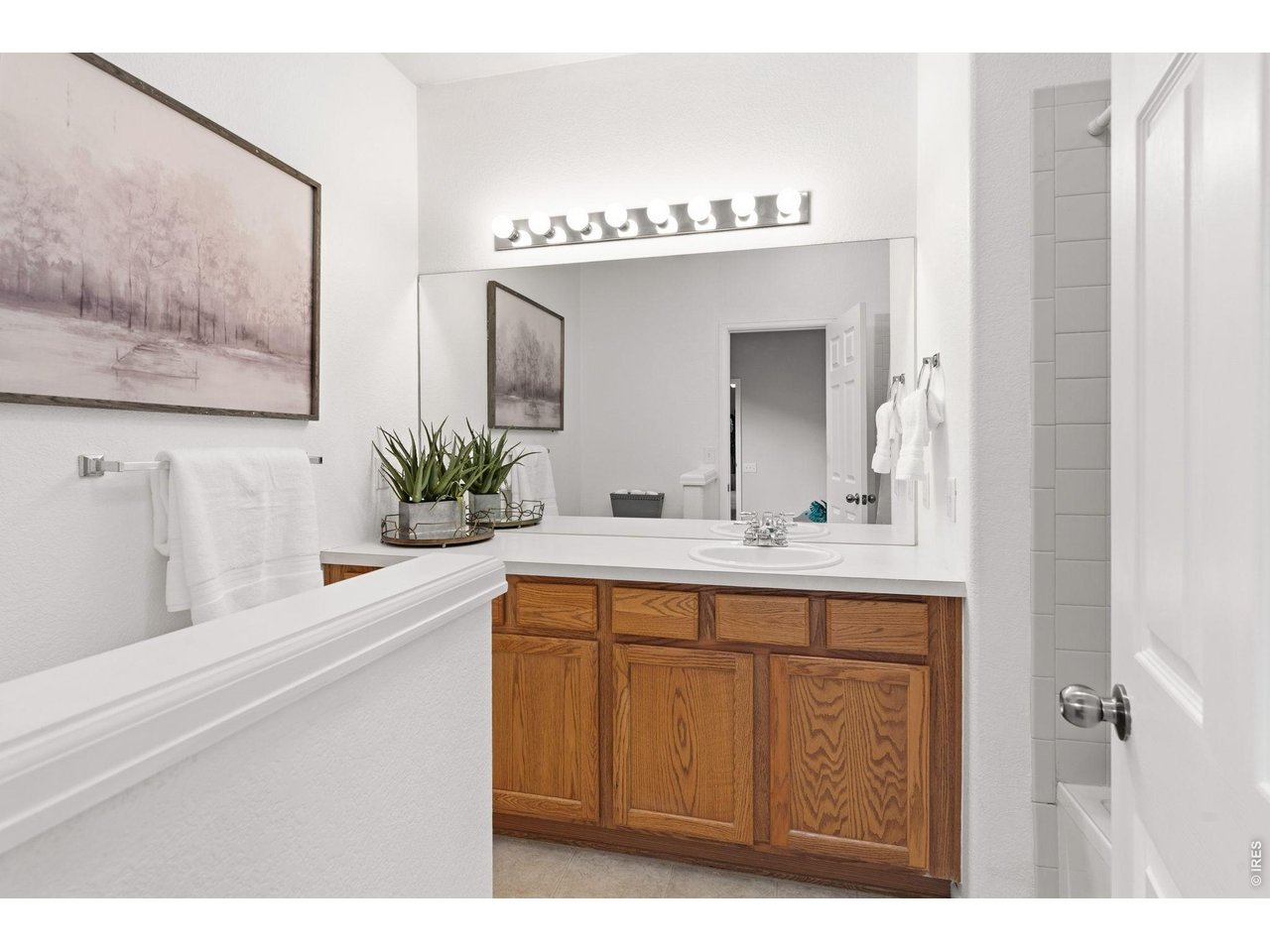 5108 Country Squire Way