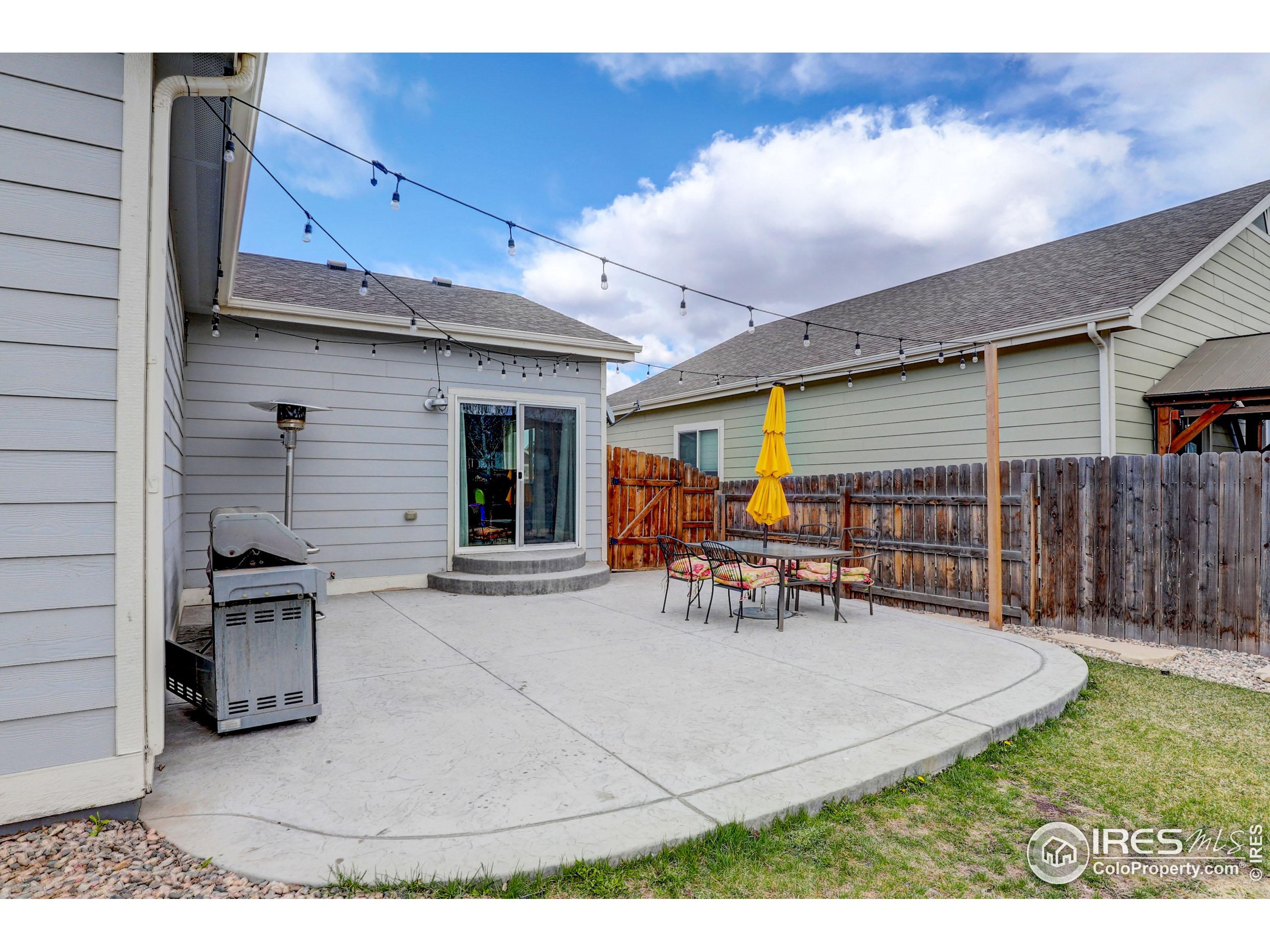 741 Village Dr