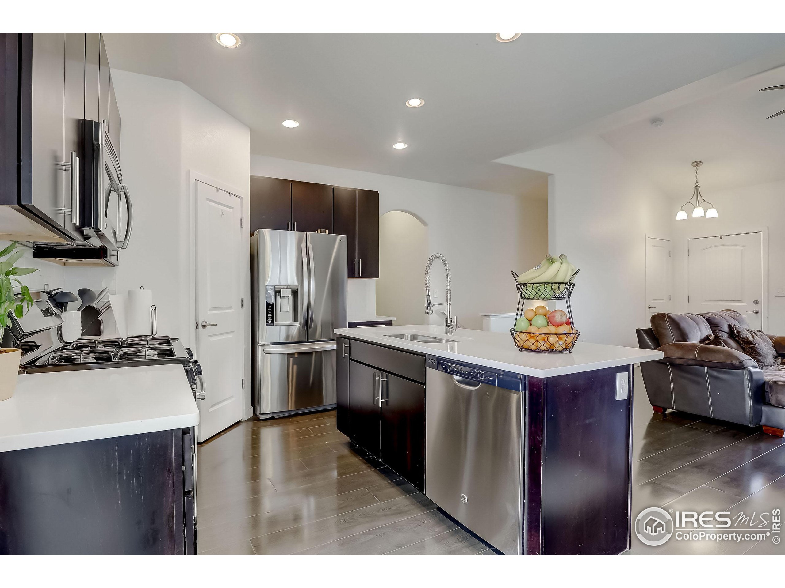 741 Village Dr