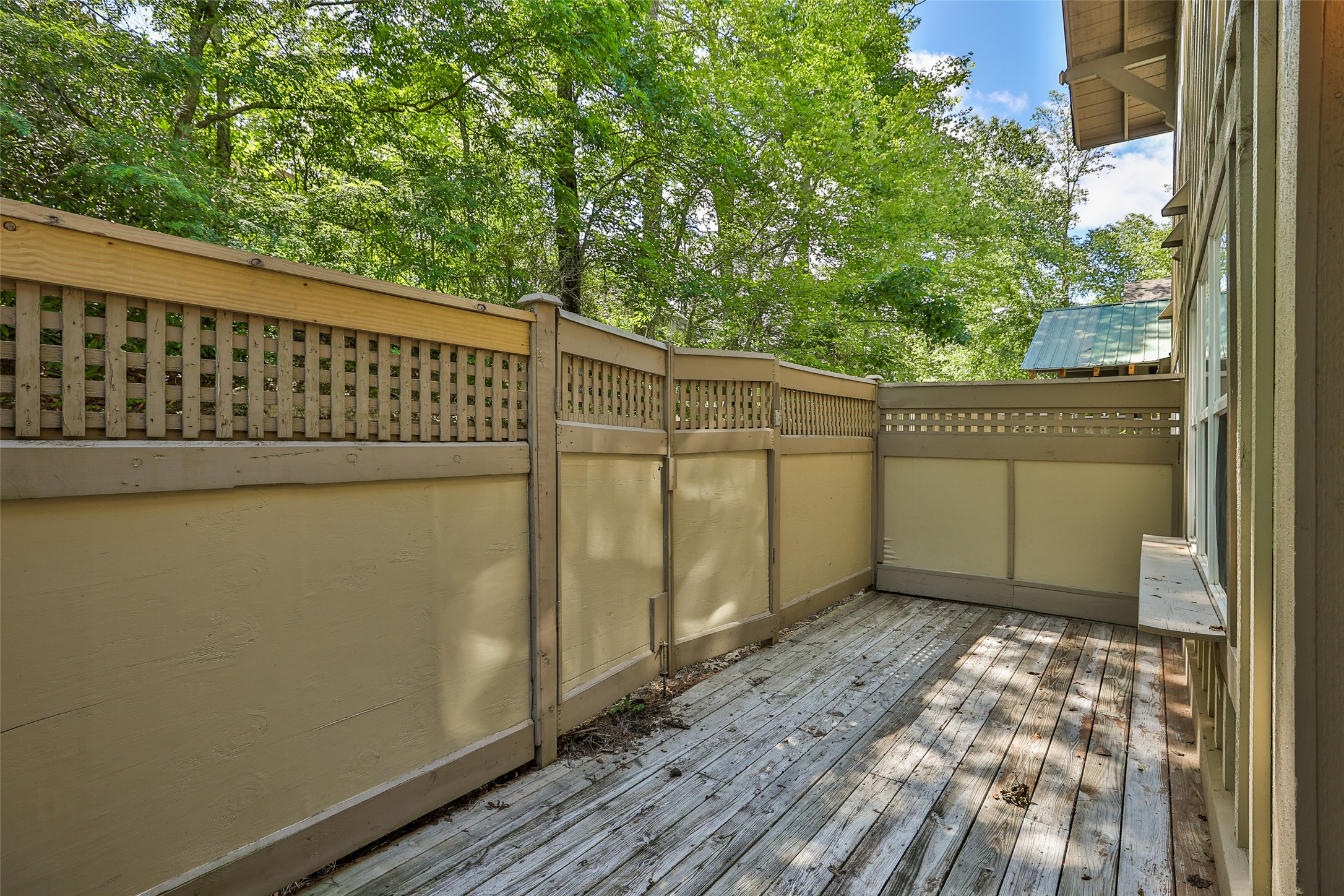 84 Clubhouse Trail 203