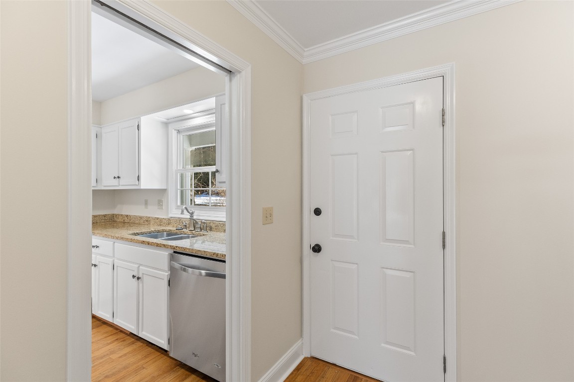 100 Williamsburg Court