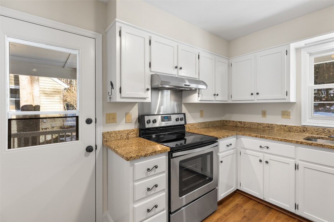 100 Williamsburg Court