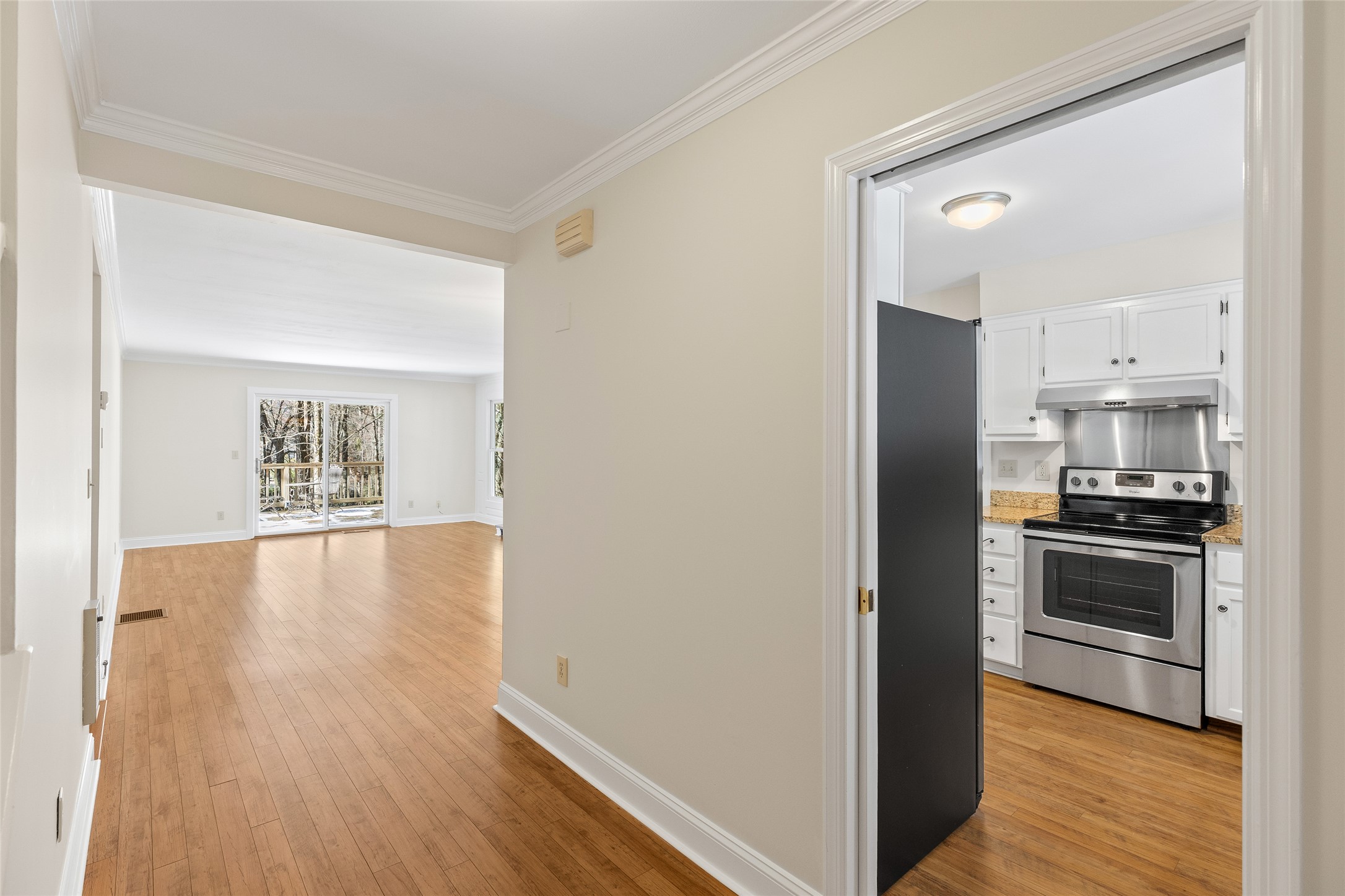 100 Williamsburg Court