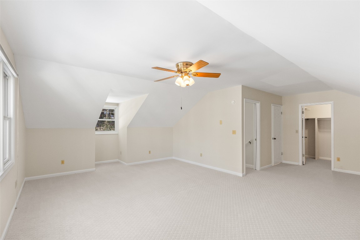 100 Williamsburg Court