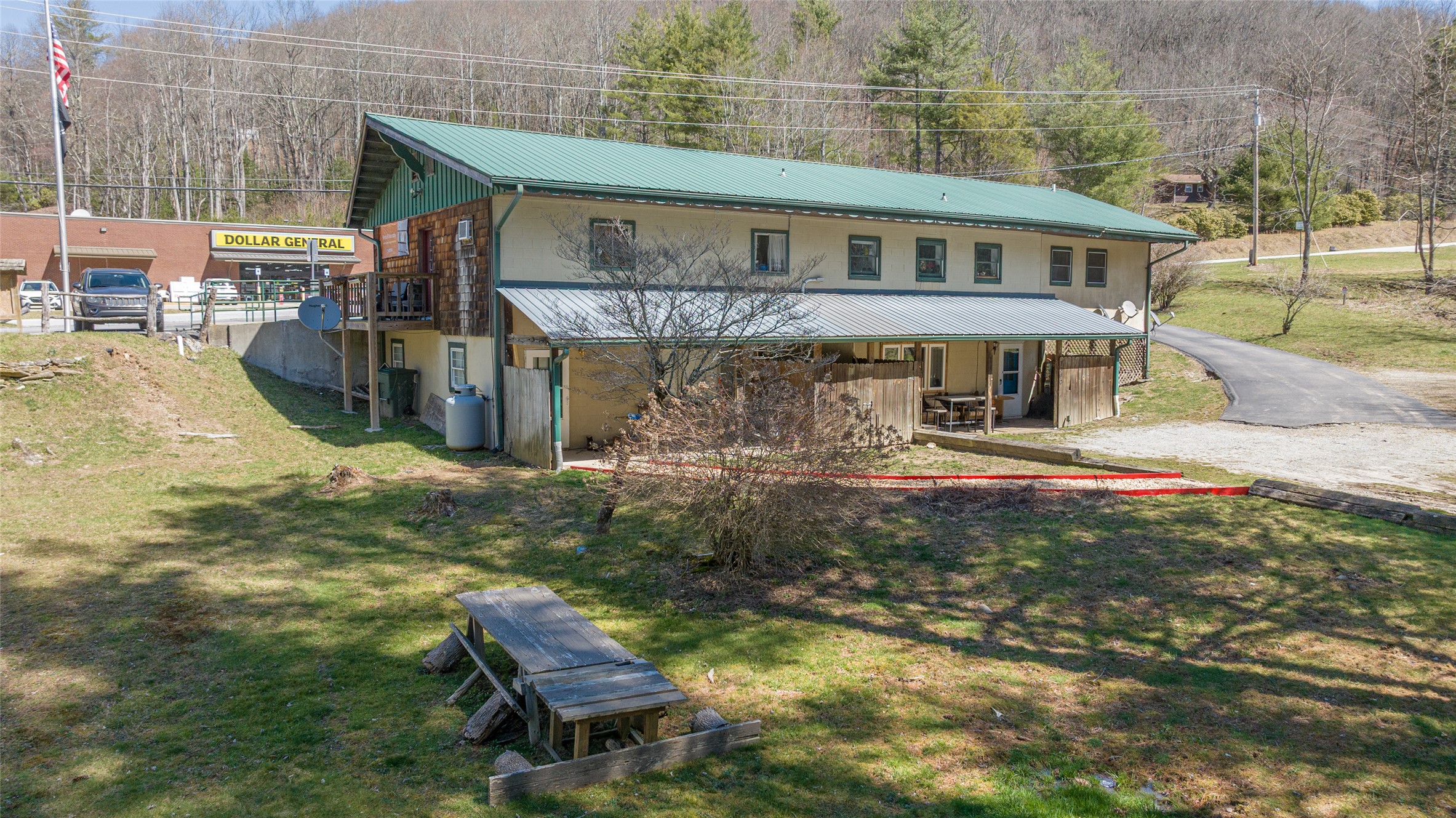 7300 Dillard Road