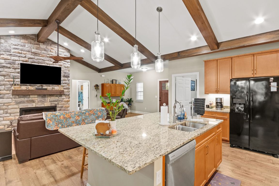 39 Pine Forest Court