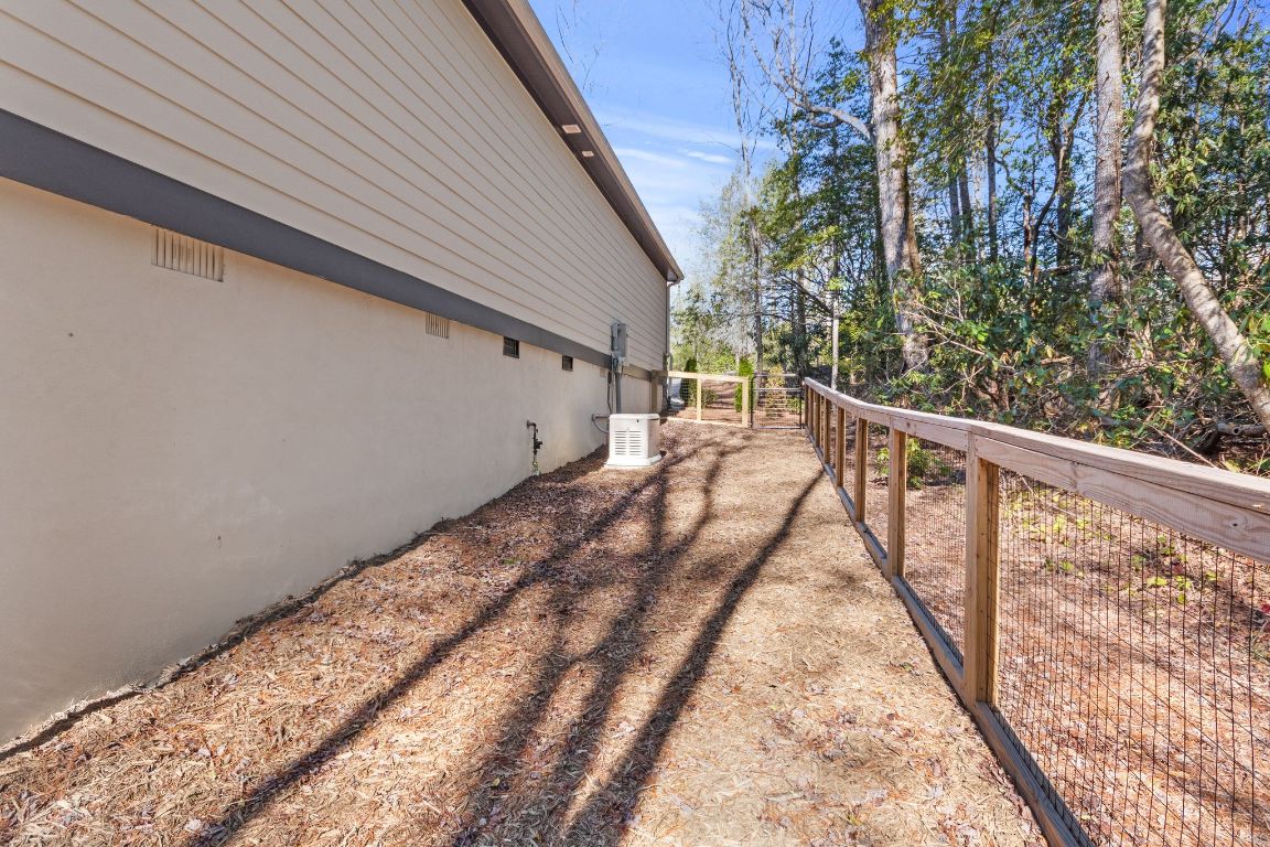 39 Pine Forest Court