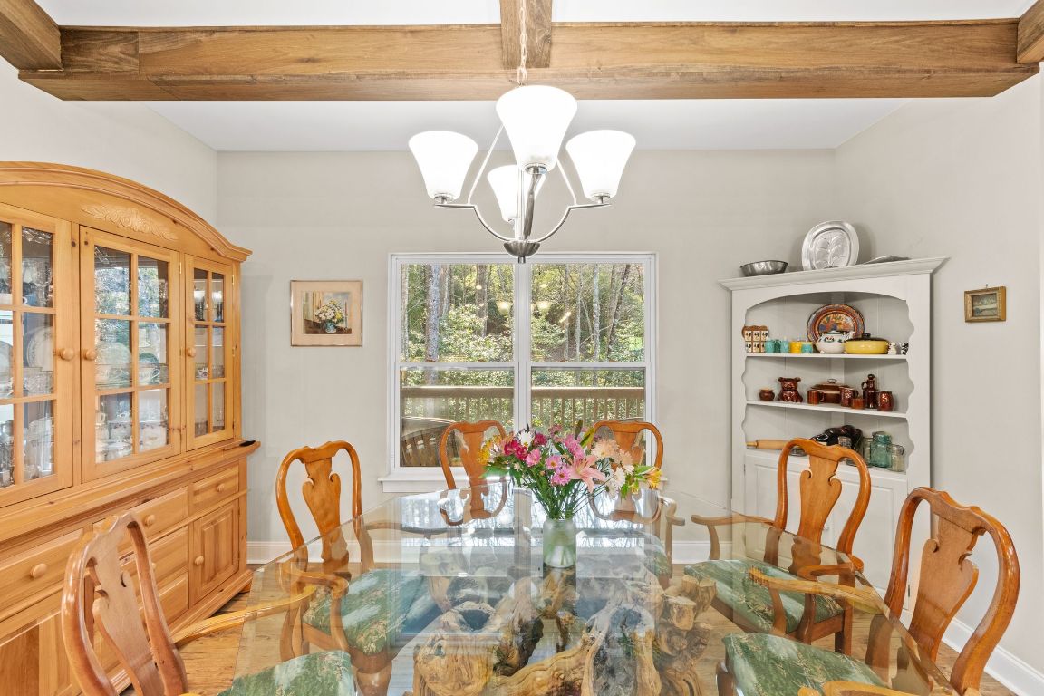 39 Pine Forest Court