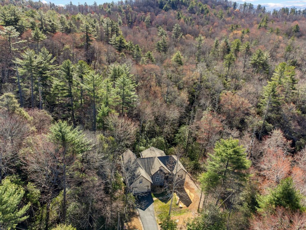 39 Pine Forest Court