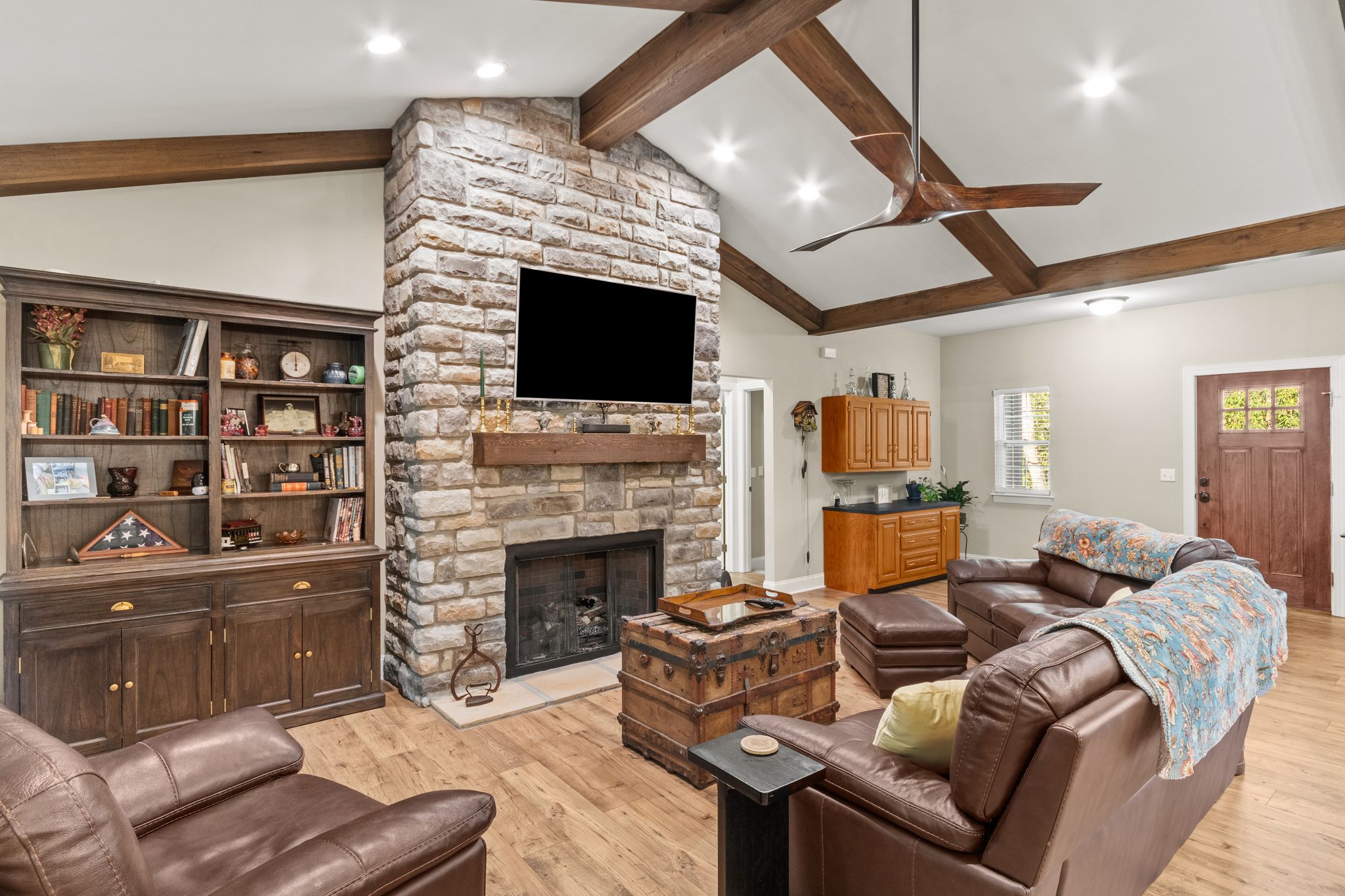 39 Pine Forest Court