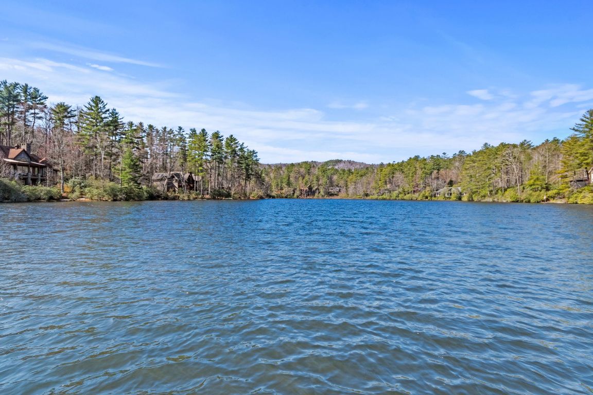 39 Pine Forest Court