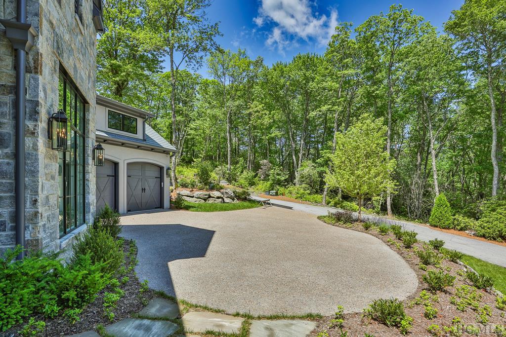 34 Bear Mor Ridge