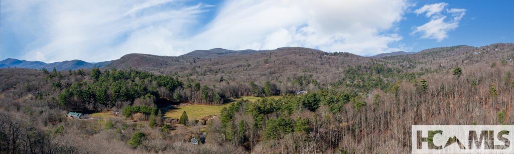 Lo 50A Bobby Jones Road