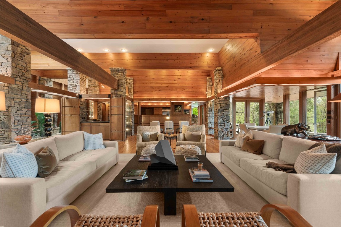 749 Stillmont Circle