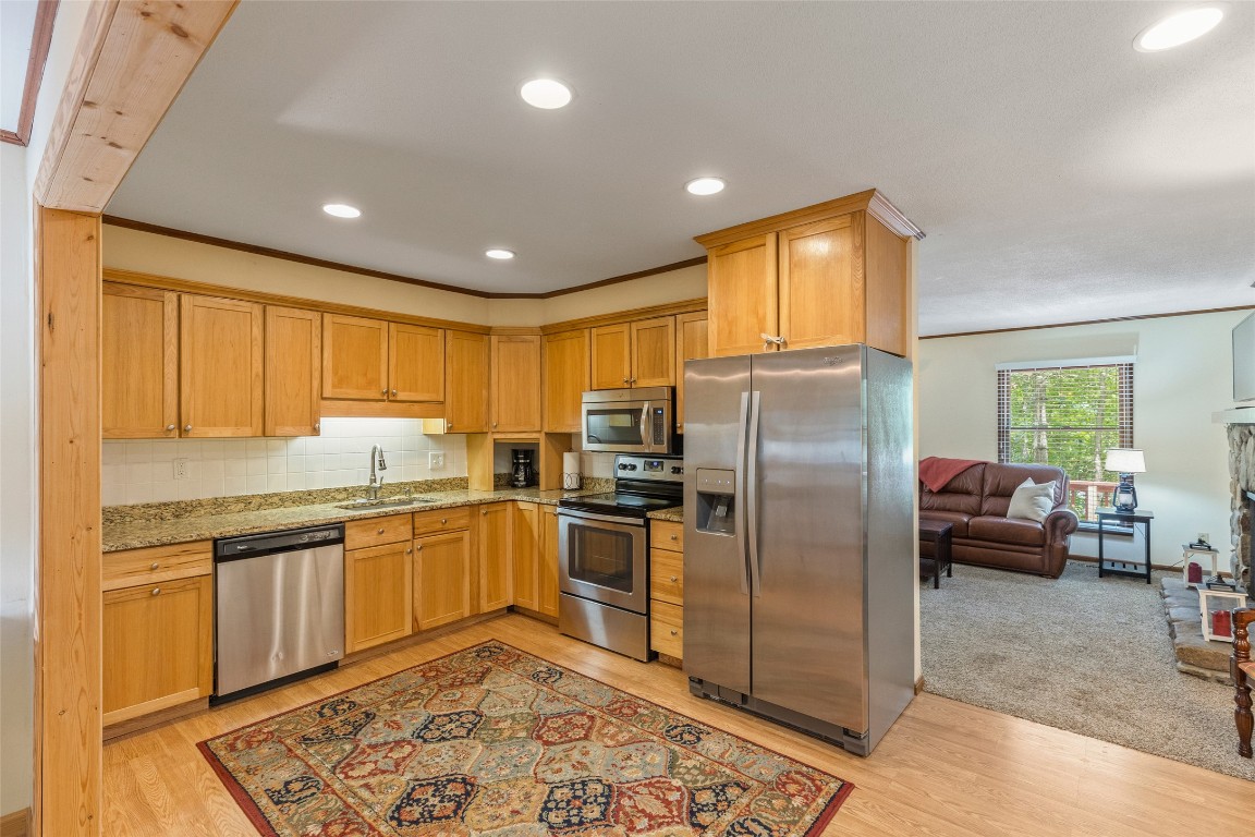 65 Satulah Ridge Road