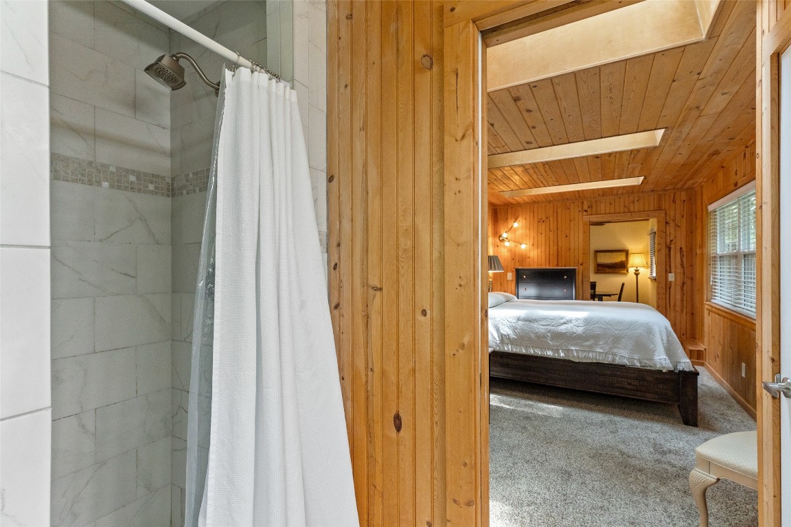 65 Satulah Ridge Road