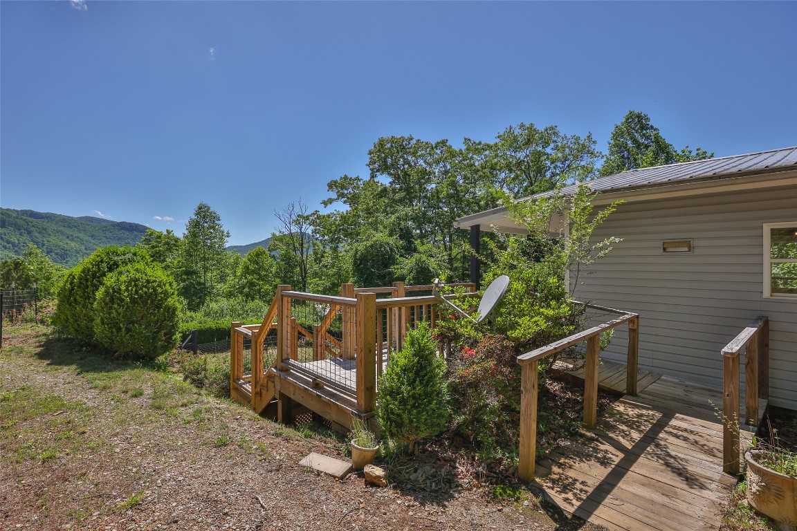228 Mountain Laurel Drive