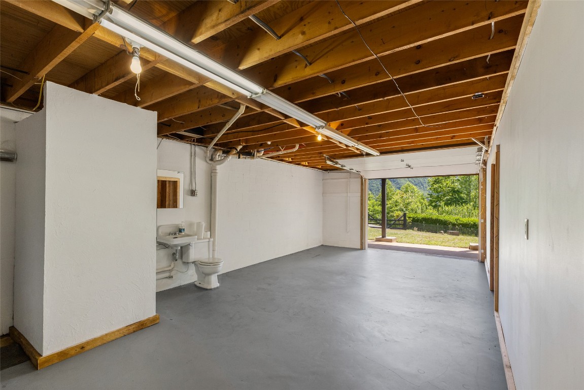 228 Mountain Laurel Drive