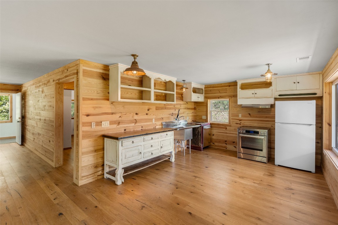 228 Mountain Laurel Drive