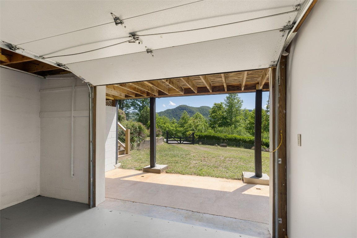 228 Mountain Laurel Drive