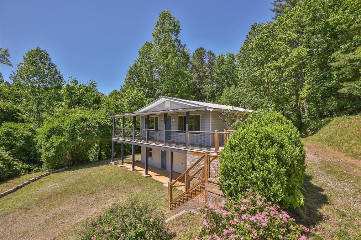 228 Mountain Laurel Drive