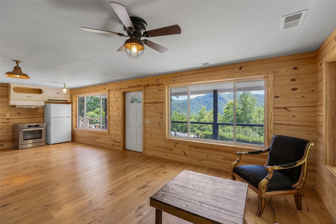 228 Mountain Laurel Drive