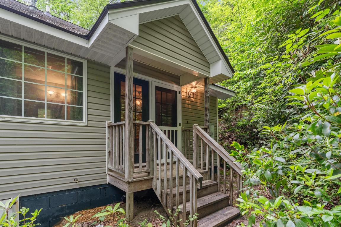 263 Mountain Laurel Drive