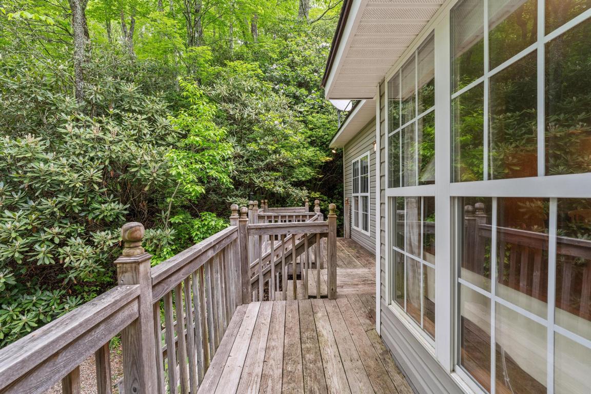 263 Mountain Laurel Drive