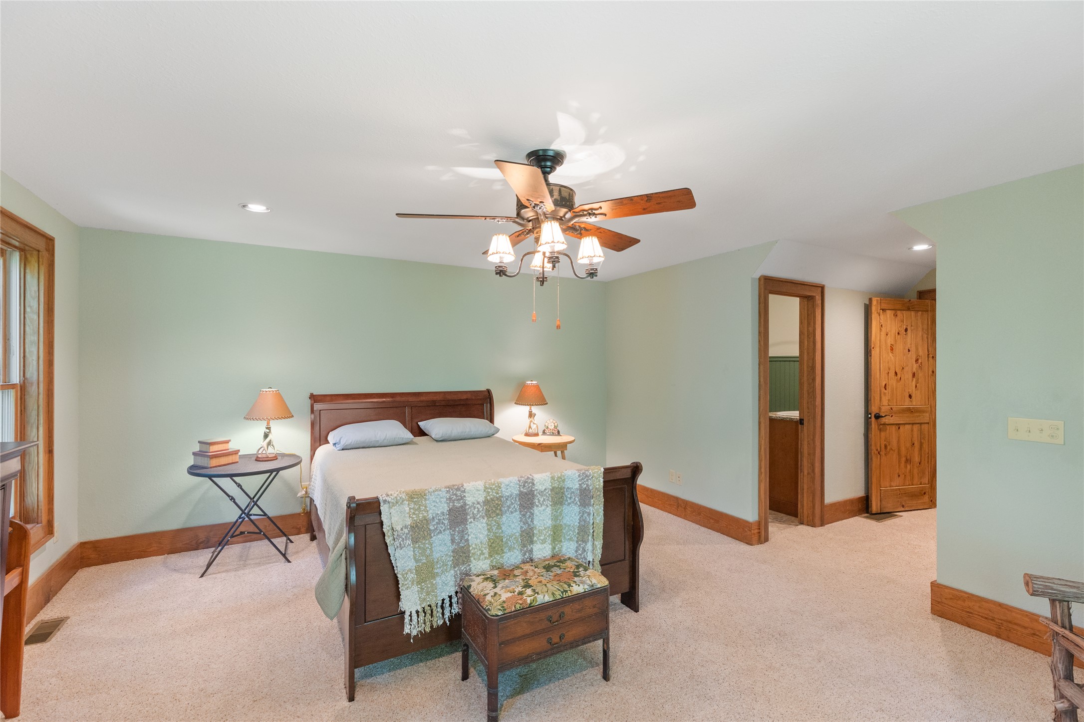 214 Sunset Court
