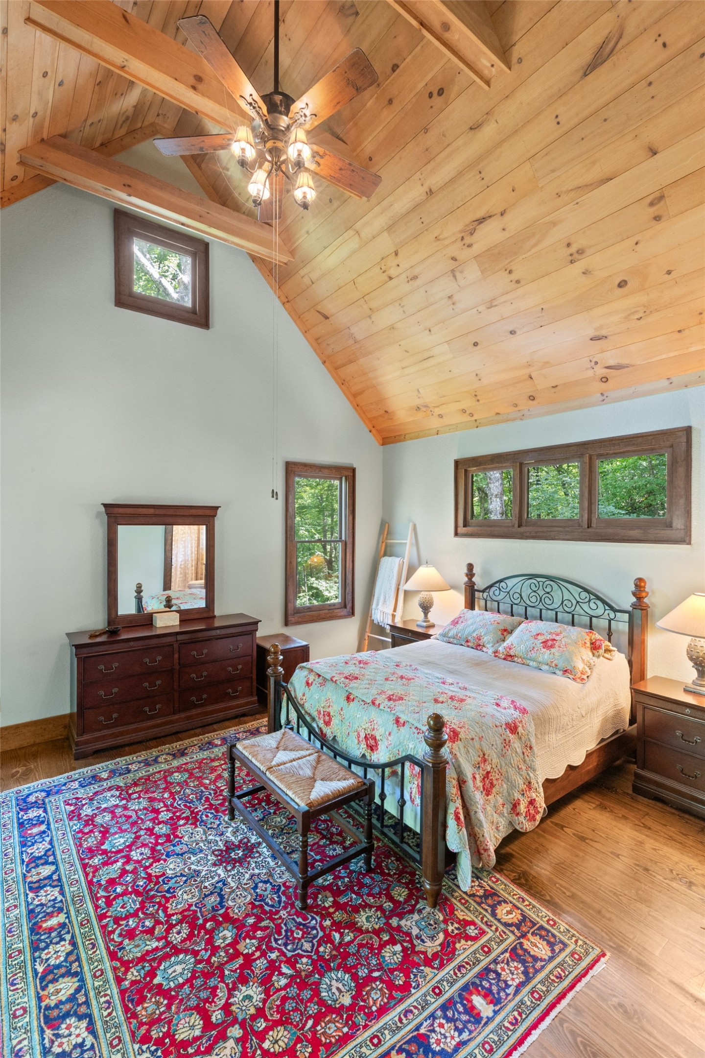 214 Sunset Court