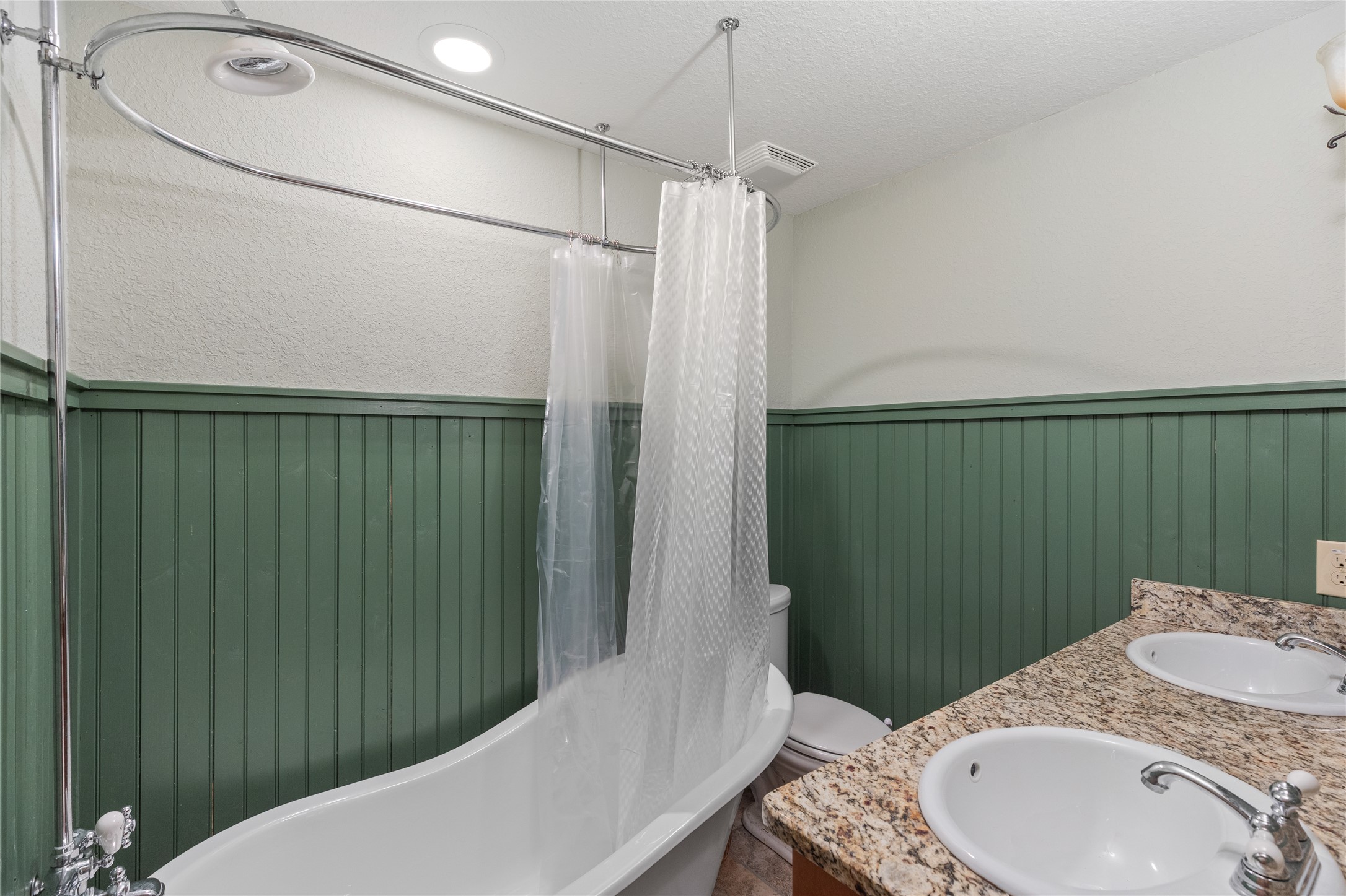 214 Sunset Court