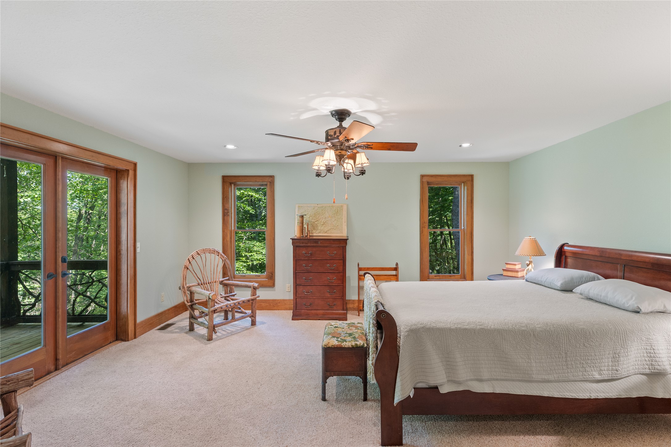 214 Sunset Court