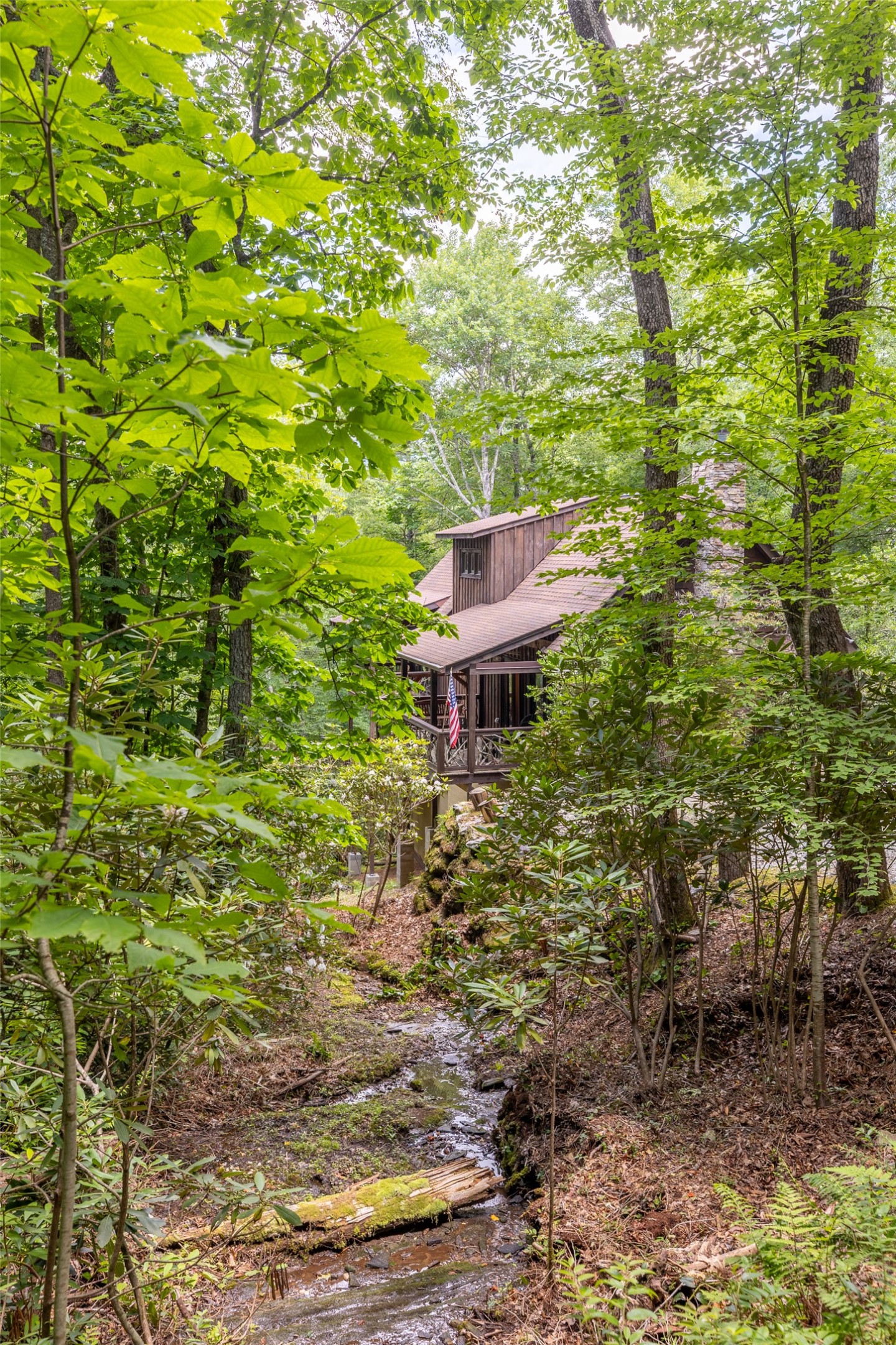 214 Sunset Court